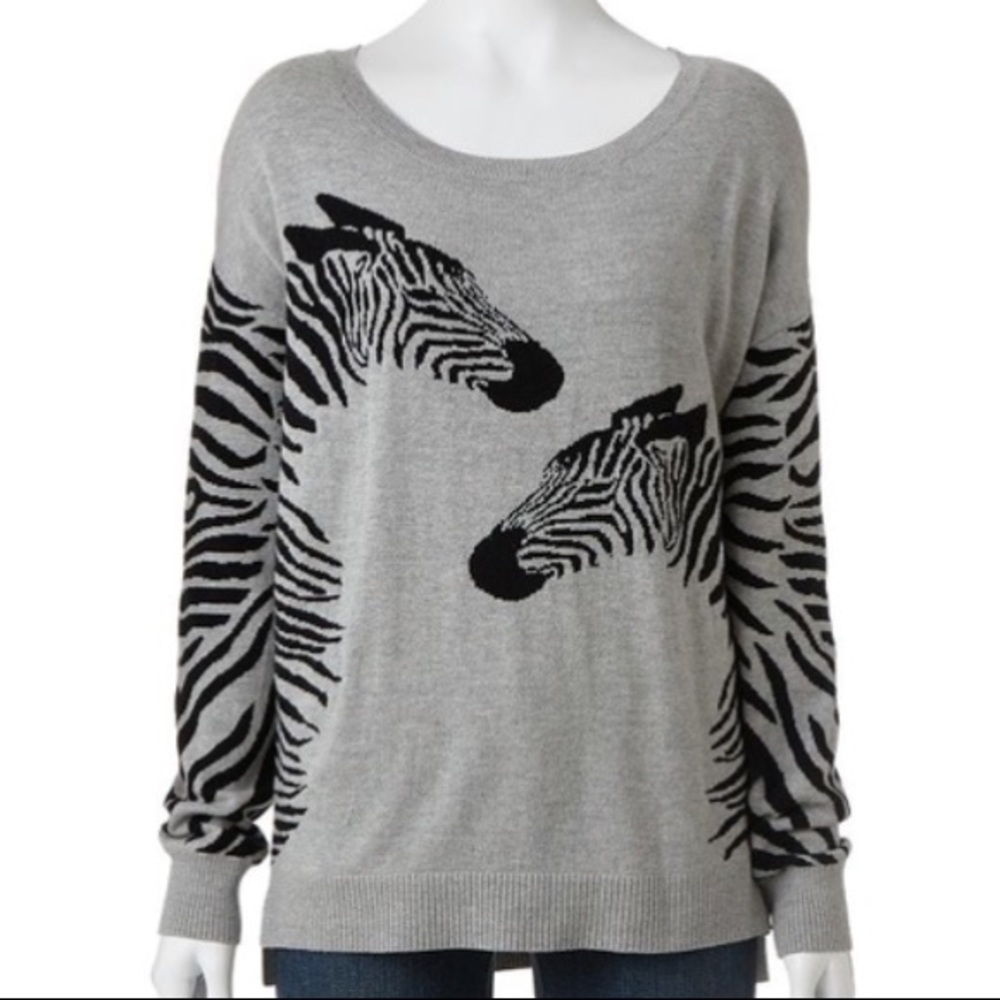 APT.9 Crewneck Zebra Sweater